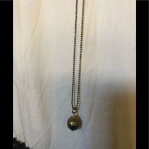 Sezane Tahitian pearl type bead long necklace